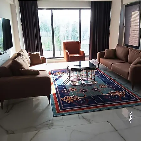 Naturel Villalari וילה